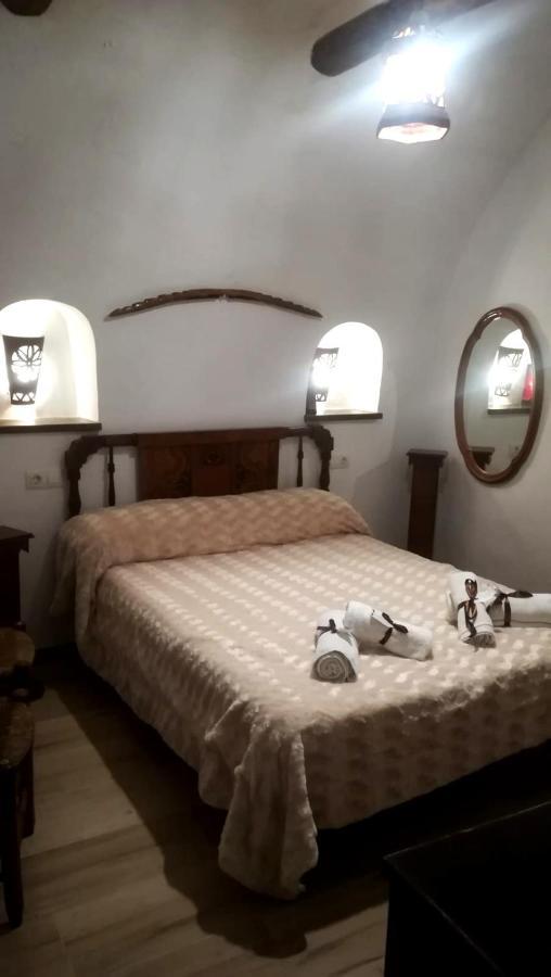 Cueva El Murallon Benamaurel Eksteriør billede